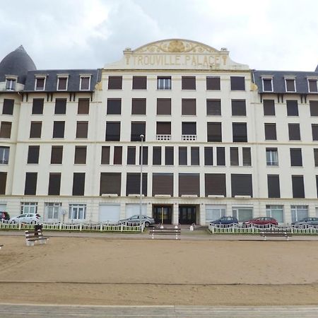 Paradis Les Pieds Sur Le Sable Trouville Palace Dış mekan fotoğraf